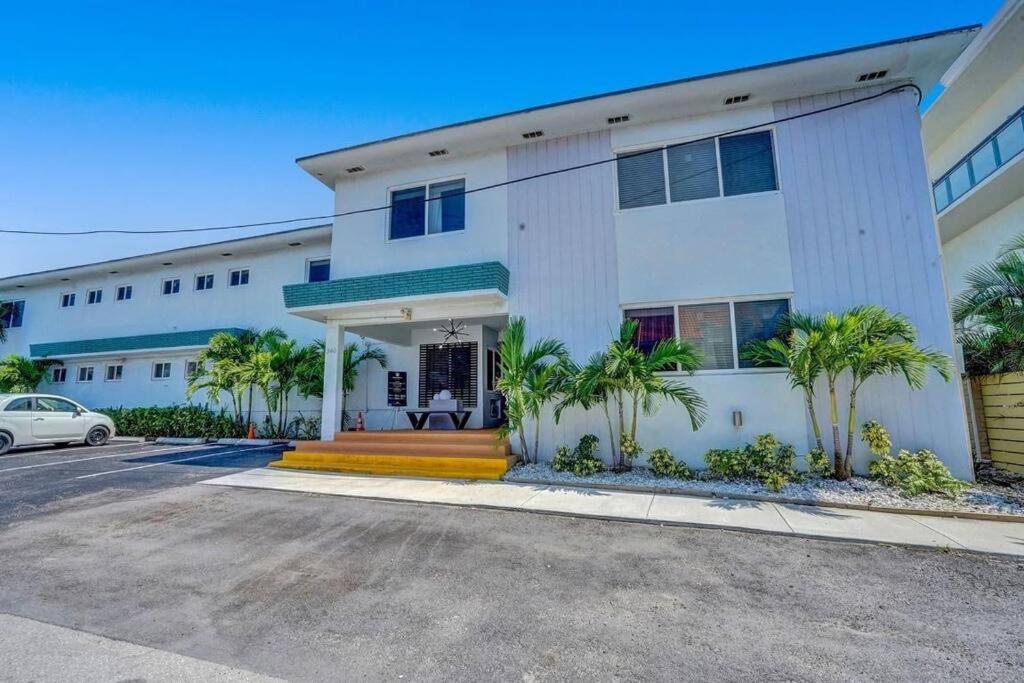 Hollywood Beach Family Pool Home Exterior photo